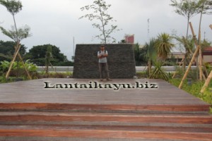 Proyek Pemasangan Lantai Kayu Outdoor di Istana Negara pemasangan lantai kayu
