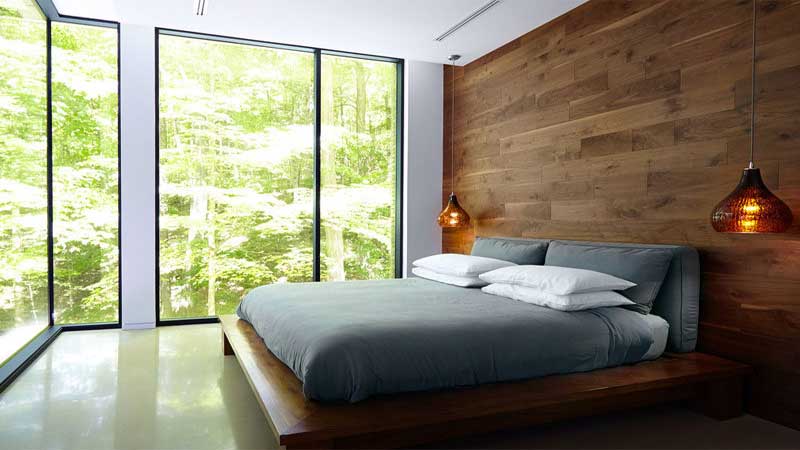 7 Desain Kamar Tidur Ala Korea Cozy & Natural dinding kayu minimalis ala korea