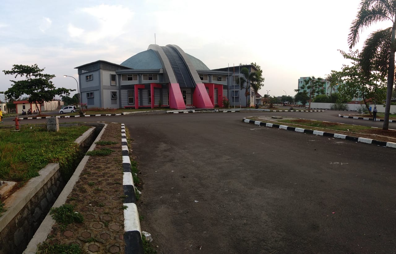 Kemegahan GOR Adiarsa Sport Hall Karawang Dengan Parquet GOR lapangan basket karawang
