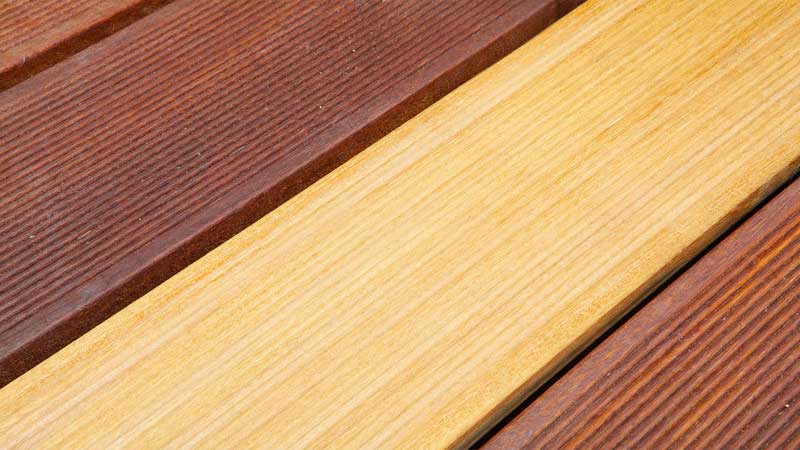 7 Jenis Kayu Tahan Air, Rayap dan Panas Cocok Untuk Bangunan kayu yellow balau tahan rayap dan tahan air