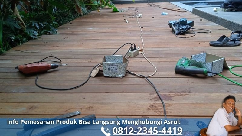Pemasangan Decking Kayu di Villa Kipi Seminyak Bali info pemesanan decking kayu