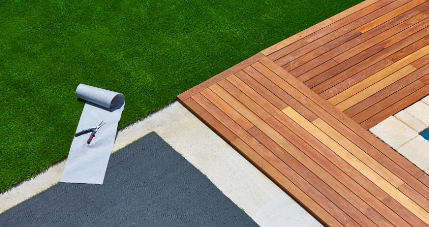 4 Jenis Kayu Pilihan untuk Decking Outdoor Minimalis inspirasi decking outdoor