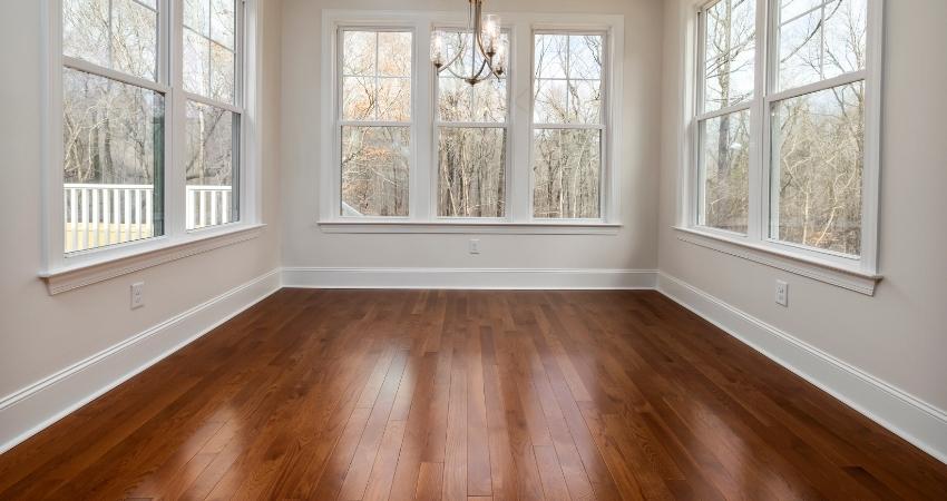 10 Ide Dekorasi Rumah Kayu yang Menawan Dan Minimalis ruang lantai kayu parket minimalis