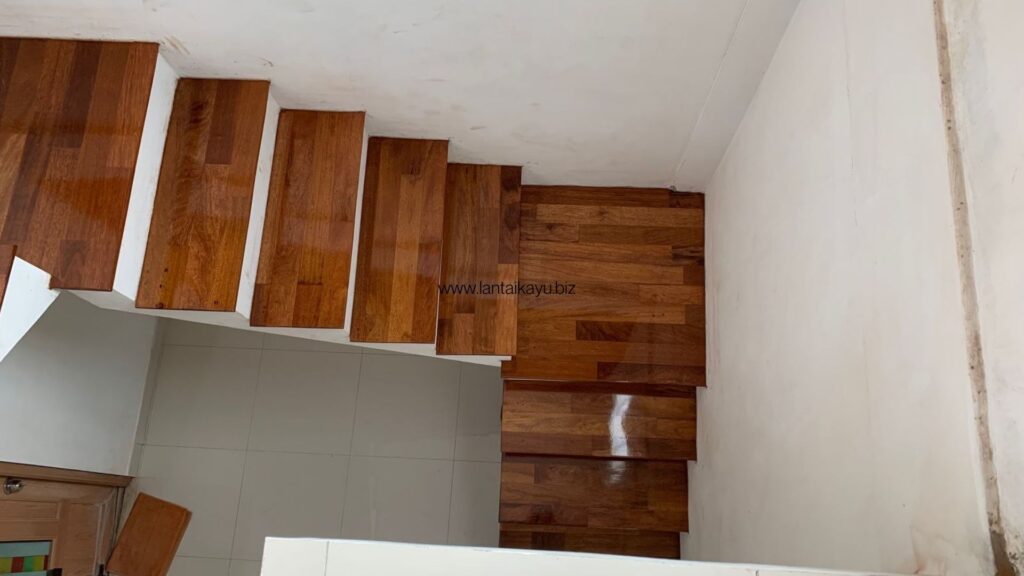 Harga Papan Tangga Kayu Mulai dari 300ribuan! Penjual lantai kayu Indonesia