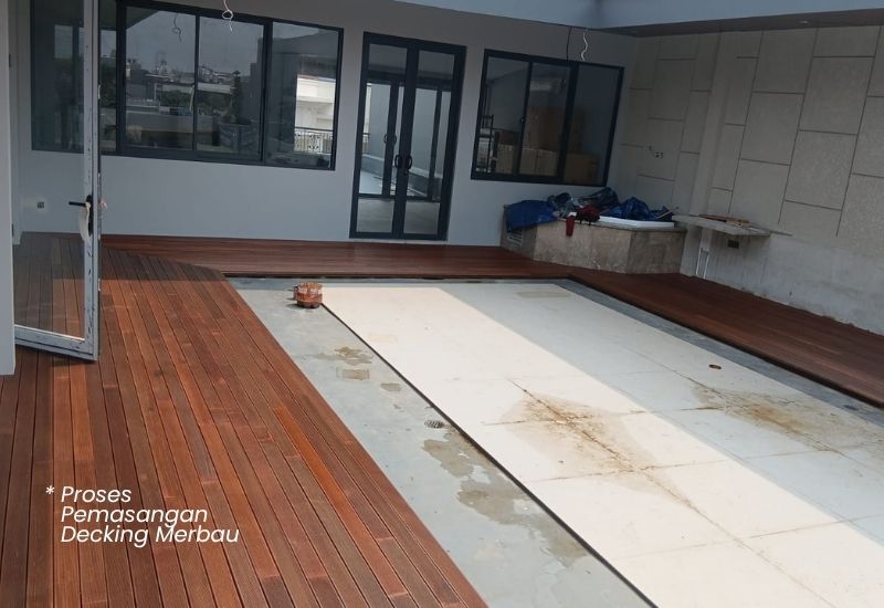 Decking kolam renang kayu merbau, sebagus ini? Penjual lantai kayu Indonesia