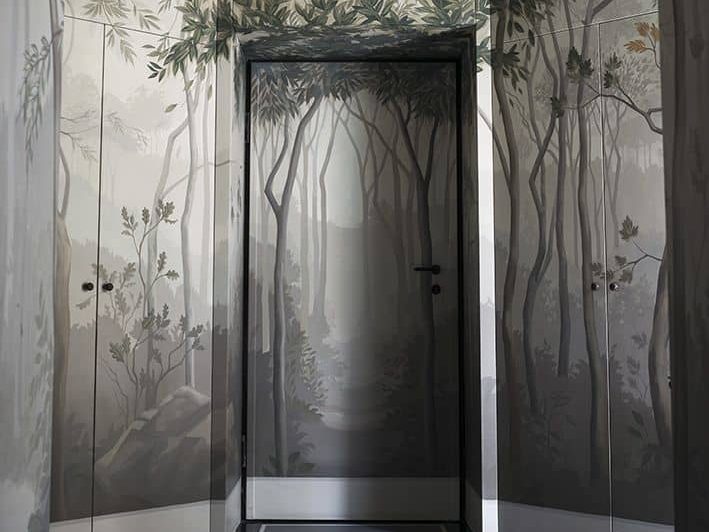 5 Ide Desain Pintu Rahasia yang Unik dan Nyentrik Pintu Rahasia di Balik Lukisan