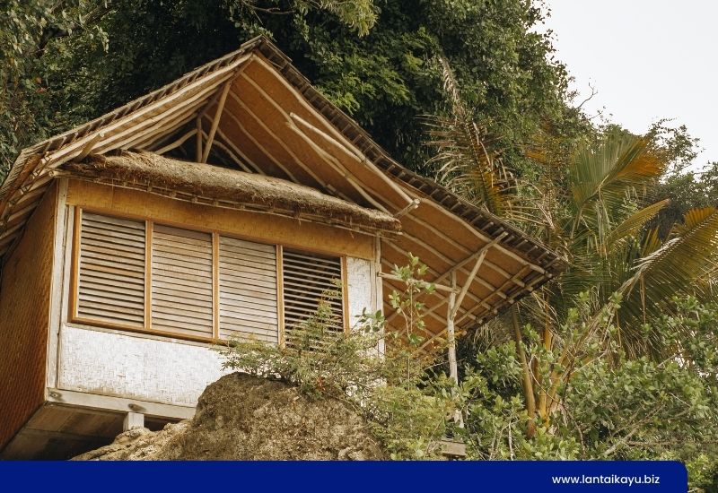 Seperti Inilah Keunggulan dan Kekurangan Rumah Berbahan Bambu Rumah Bambu Tahan Terhadap Gempa
